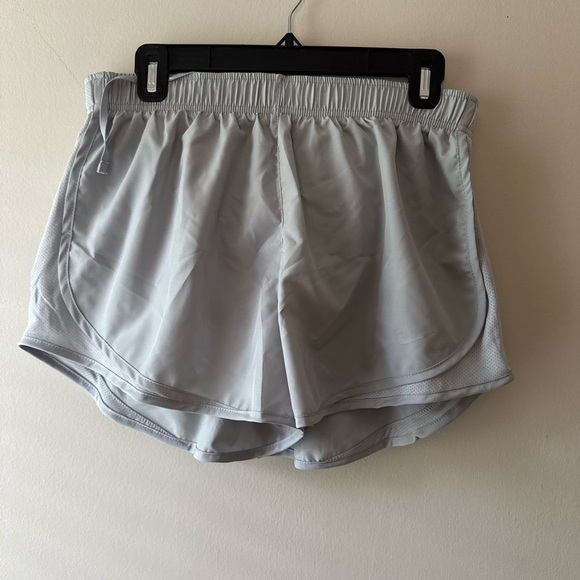 Nike Womens Running Shorts size L Gray Athletic Dri Fit Gym Stretch Drawstring - Picture 1 of 3